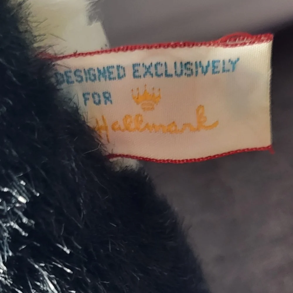 Vintage Hallmark Heartline Bear